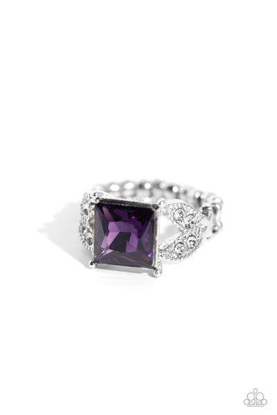 Paparazzi Accessories Deluxe Drama - Purple Ring