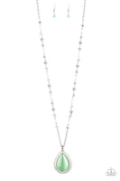 Paparazzi Accessories Fashion Flaunt Green Necklace Set