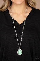 Paparazzi Accessories Fashion Flaunt Green Necklace Set