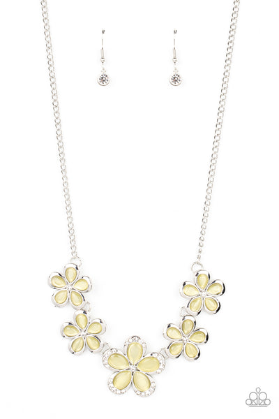 Paparazzi Accessories Garden Daydream - Yellow Necklace