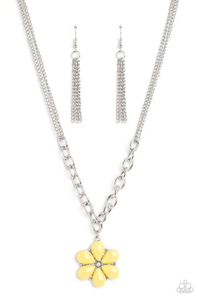 Paparazzi Accessories Dazzling Dahlia - Yellow Necklacev