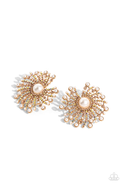 Paparazzi Accessories Fancy Fireworks - Gold & Pearl Earring