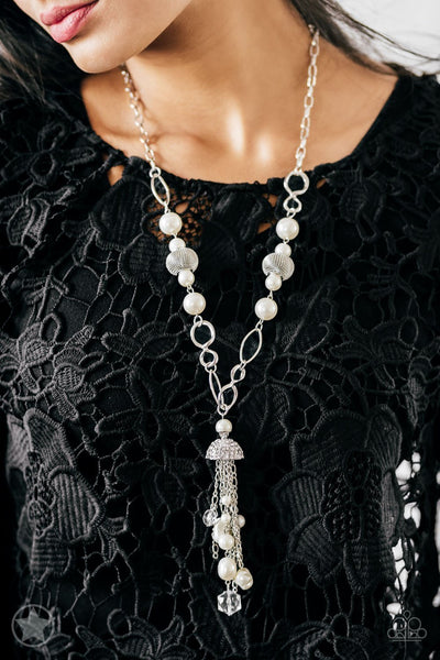 Paparazzi Accessories Designated Diva White Necklace