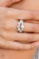 Paparazzi Accessories Fiercely 5th Avenue - October ‘21 Fashion Fix Set